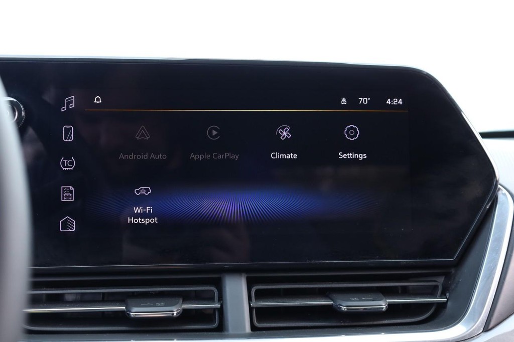 Chevrolet Trax Vehicle Full-screen Gallery Image 12