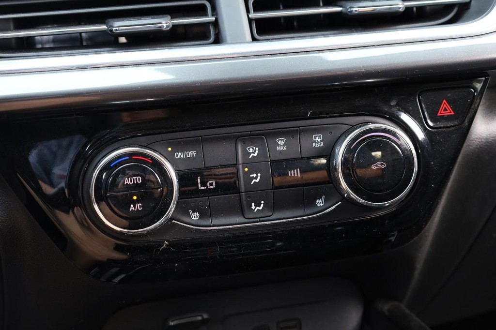 Chevrolet Trax Vehicle Full-screen Gallery Image 14