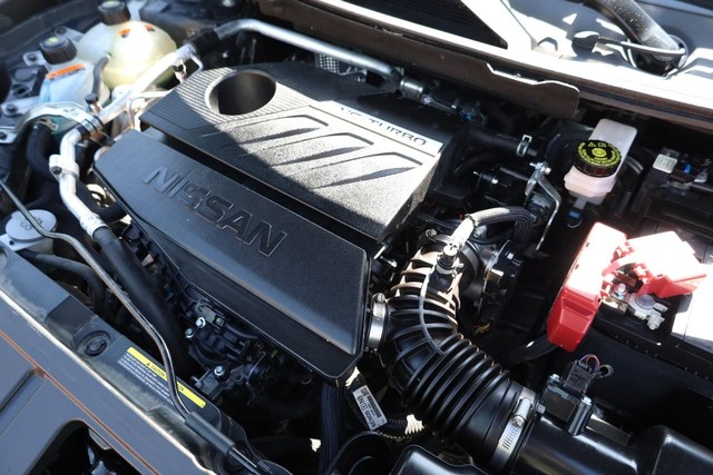 Nissan Rogue Vehicle Image 25