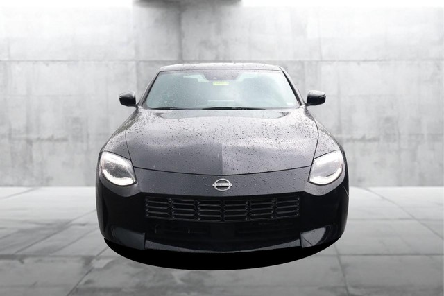 Nissan Z Vehicle Full-screen Gallery Image 4