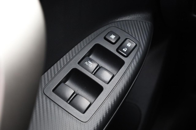 Mitsubishi Eclipse Cross Vehicle Image 19