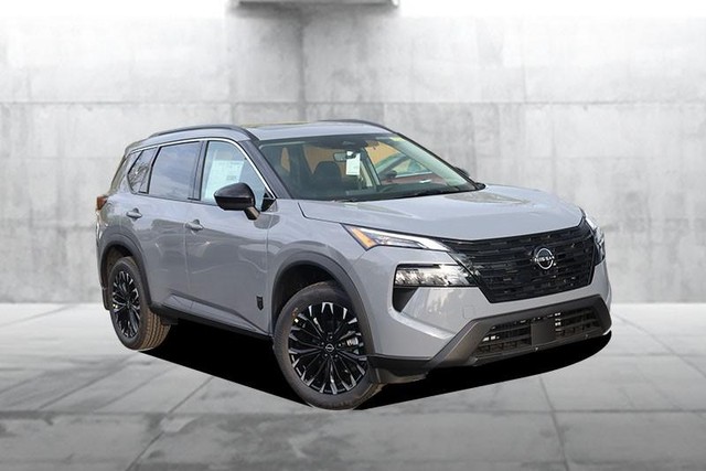 Nissan Rogue Vehicle Image 02