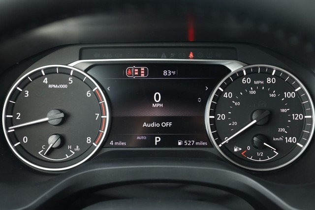 Nissan Rogue Vehicle Image 12