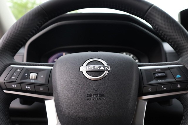 Nissan Rogue Plug-In Hybrid Vehicle Image 09