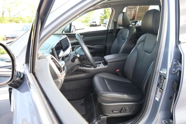 Kia Sorento Vehicle Image 10