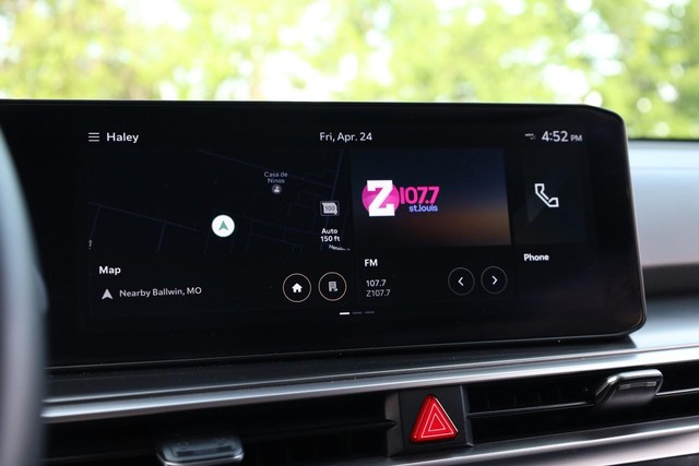 Kia Sorento Vehicle Image 15