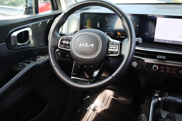 Kia Sorento Vehicle Image 28