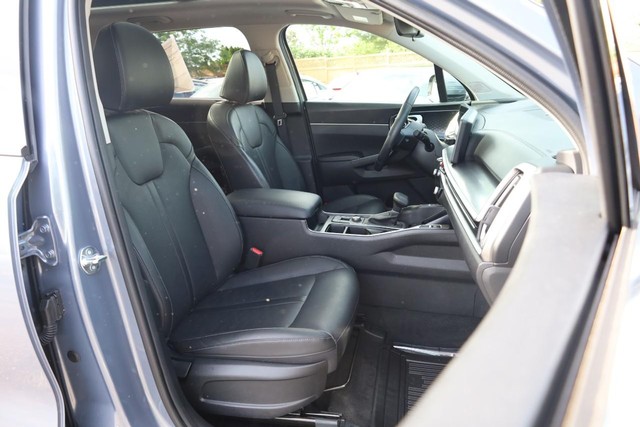 Kia Sorento Vehicle Image 30