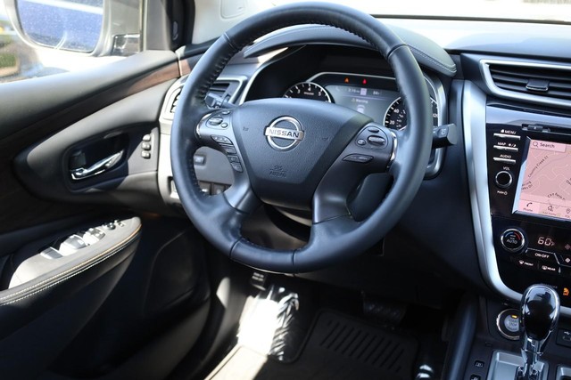 Nissan Murano Vehicle Image 26