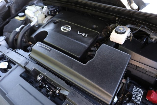 Nissan Murano Vehicle Image 28