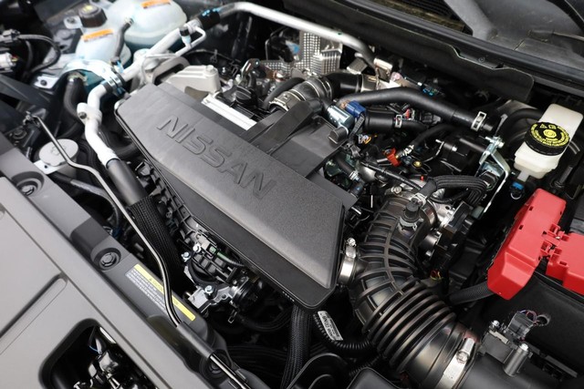 Nissan Rogue Vehicle Image 25