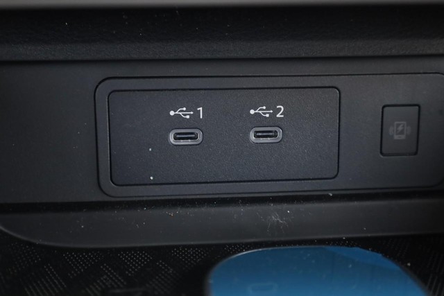 Nissan Murano Vehicle Image 17