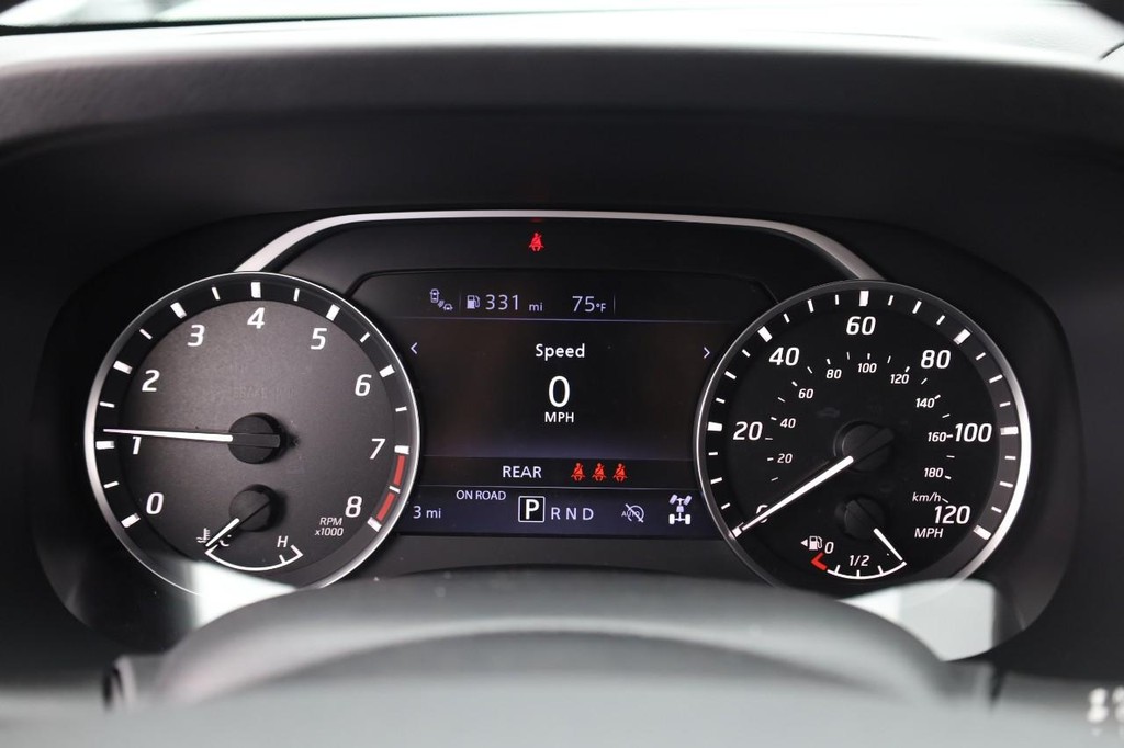 Nissan Frontier Vehicle Image 10