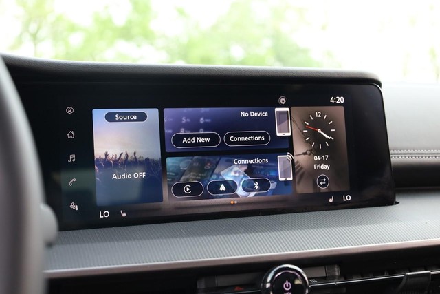 Nissan Murano Vehicle Image 20