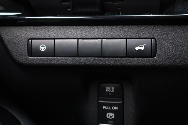 Nissan Murano Vehicle Image 22