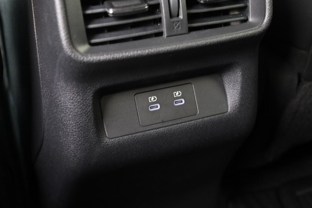 Nissan Murano Vehicle Image 24