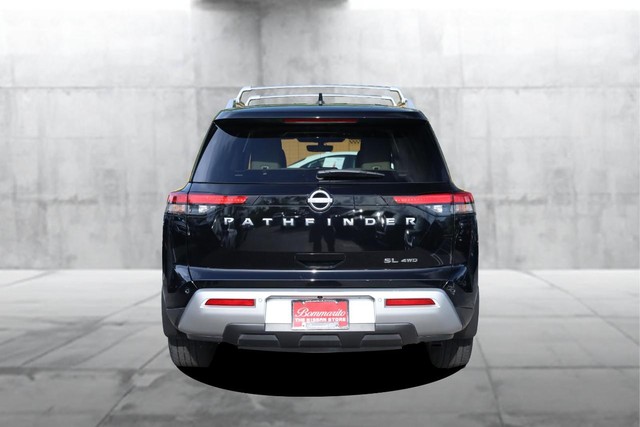 Nissan Pathfinder Vehicle Image 06
