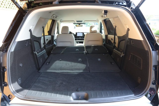Nissan Pathfinder Vehicle Image 09
