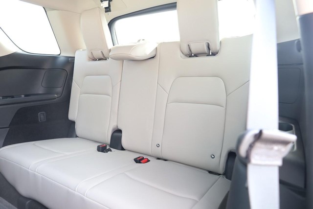 Nissan Pathfinder Vehicle Image 28