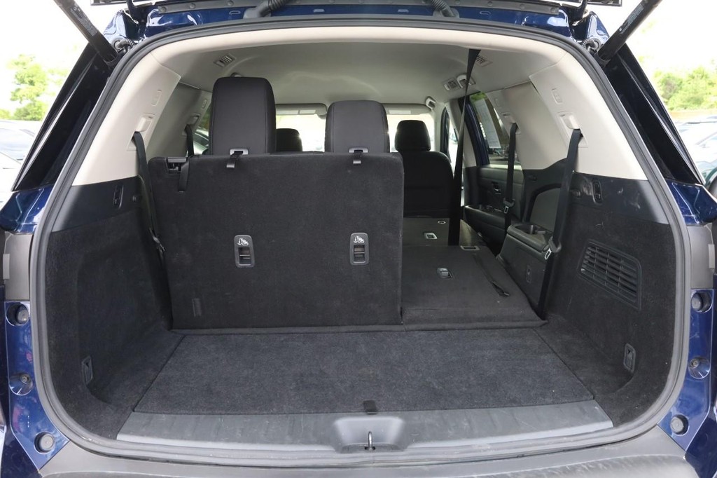 Nissan Pathfinder Vehicle Image 07