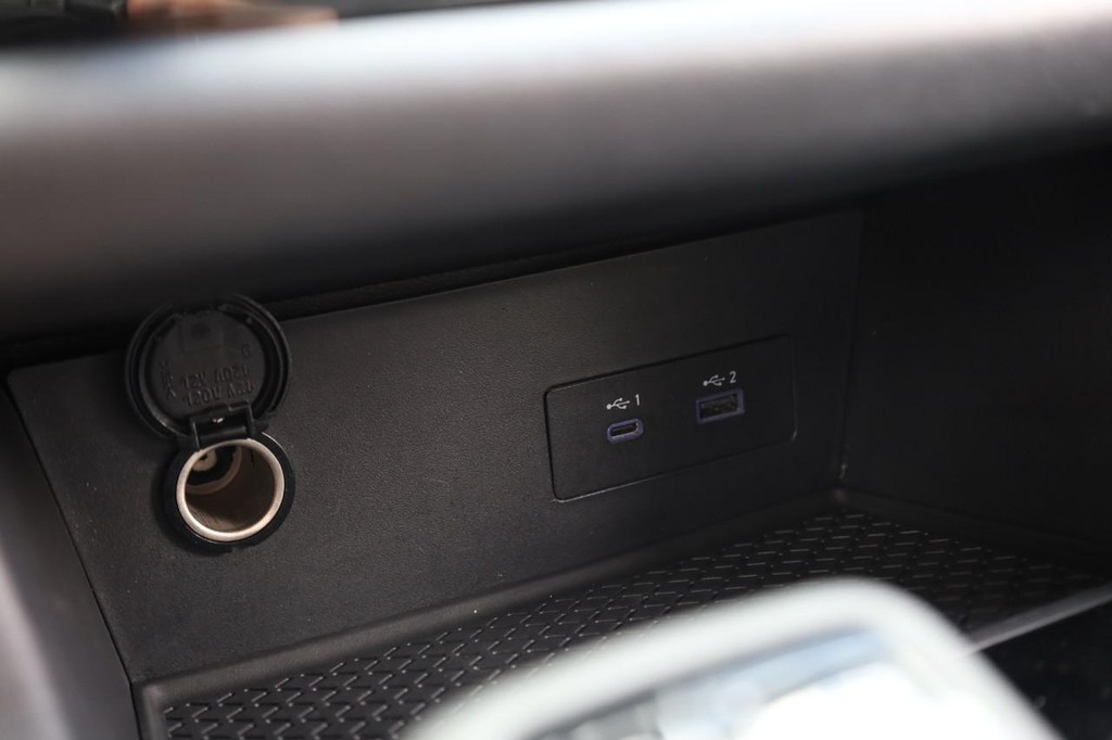 Nissan Pathfinder Vehicle Image 15