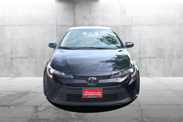Toyota Corolla Vehicle Image 04