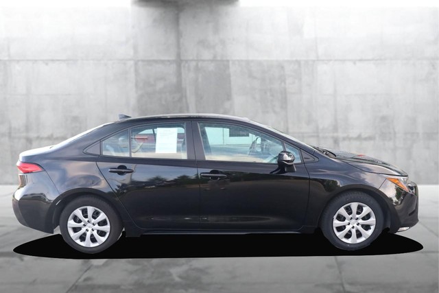 Toyota Corolla Vehicle Image 05