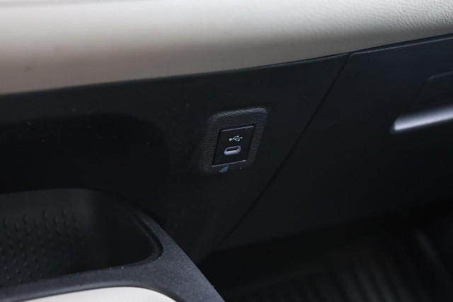 Toyota Corolla Vehicle Image 14
