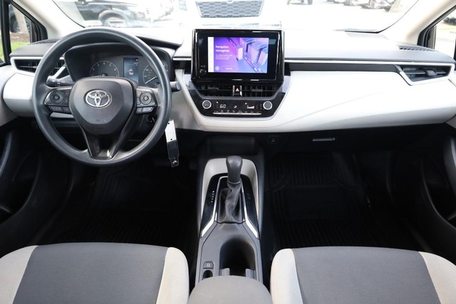 Toyota Corolla Vehicle Image 21