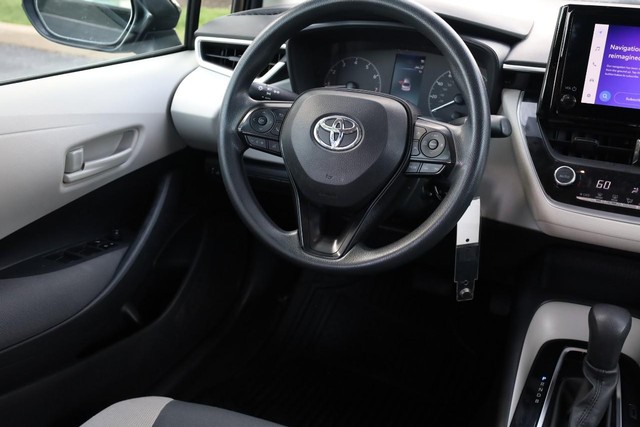 Toyota Corolla Vehicle Image 22