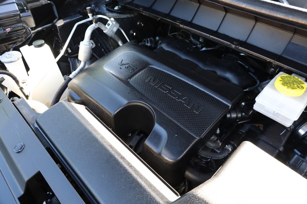 Nissan Pathfinder Vehicle Image 28