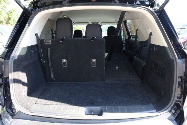 Nissan Pathfinder Vehicle Image 08