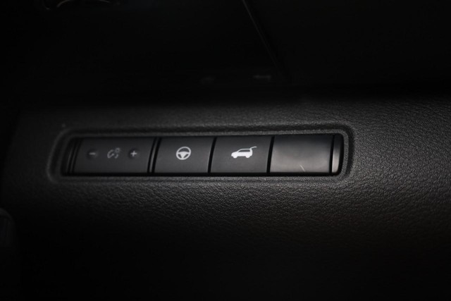 Nissan Pathfinder Vehicle Image 20