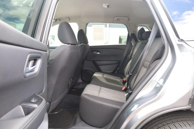 Nissan Rogue Vehicle Image 20