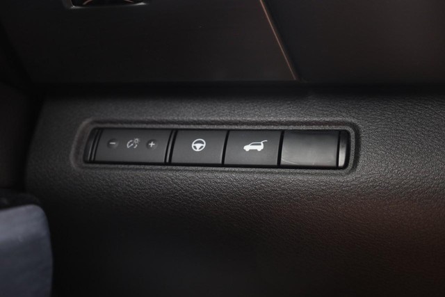 Nissan Pathfinder Vehicle Image 25