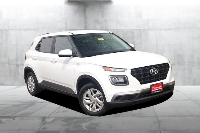 Hyundai Venue Vehicle Image 02
