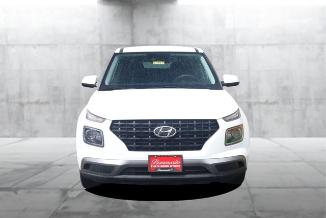 Hyundai Venue Vehicle Image 04