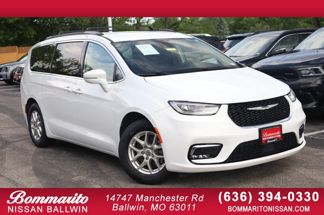 Ballwin MO 2022 Chrysler Pacifica more details - chrysler pacifica