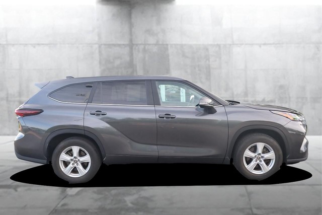 Toyota Highlander Vehicle Image 05