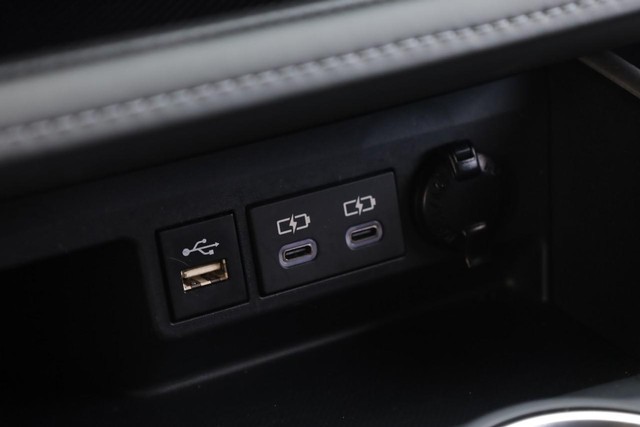 Toyota Highlander Vehicle Image 15