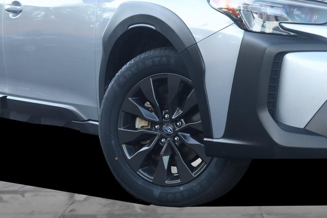 Subaru Outback Vehicle Image 03