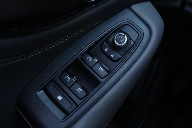 Subaru Outback Vehicle Image 17
