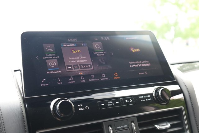 Nissan Armada Vehicle Image 13