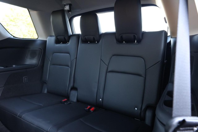 Nissan Pathfinder Vehicle Image 30