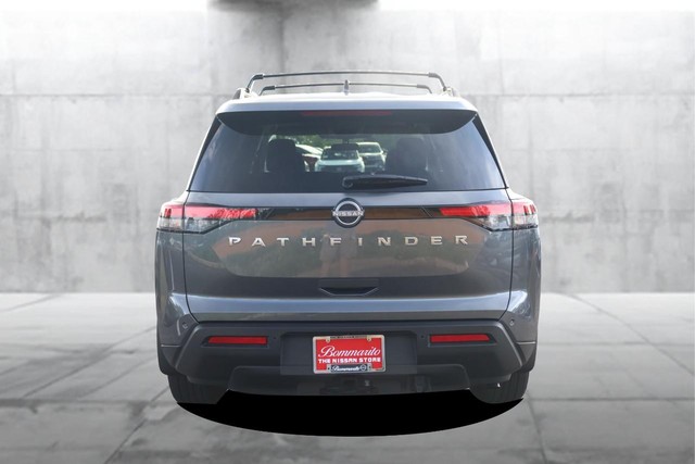 Nissan Pathfinder Vehicle Image 06