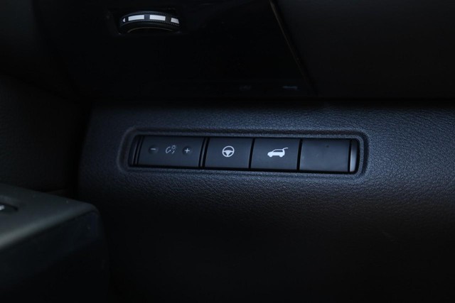Nissan Pathfinder Vehicle Image 20