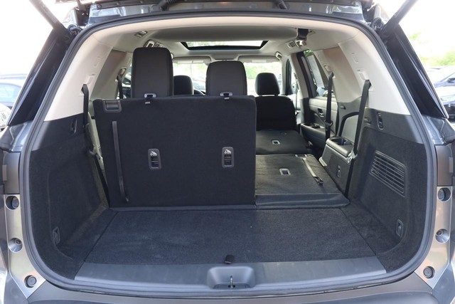 Nissan Pathfinder Vehicle Image 28