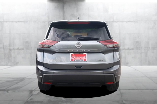 2025 Nissan Rogue SV - Photo 6