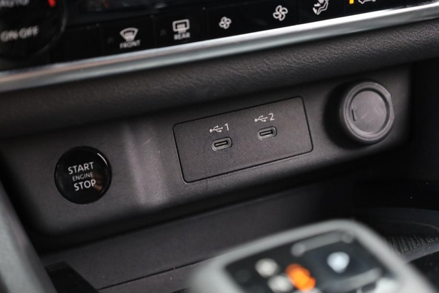 2025 Nissan Rogue SV - Photo 14