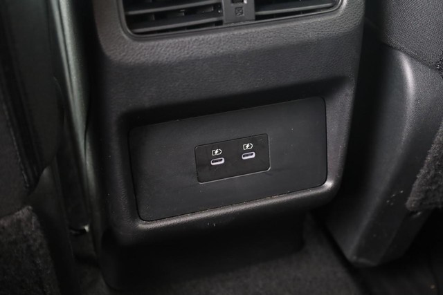 2025 Nissan Rogue SV - Photo 21